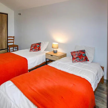 6 Bedroom Gorgeous In Feriehus Malataverne